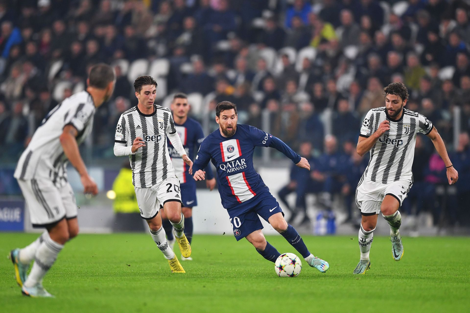 Juventus vs. Paris Saint-Germain: Group H - UEFA Champions League.