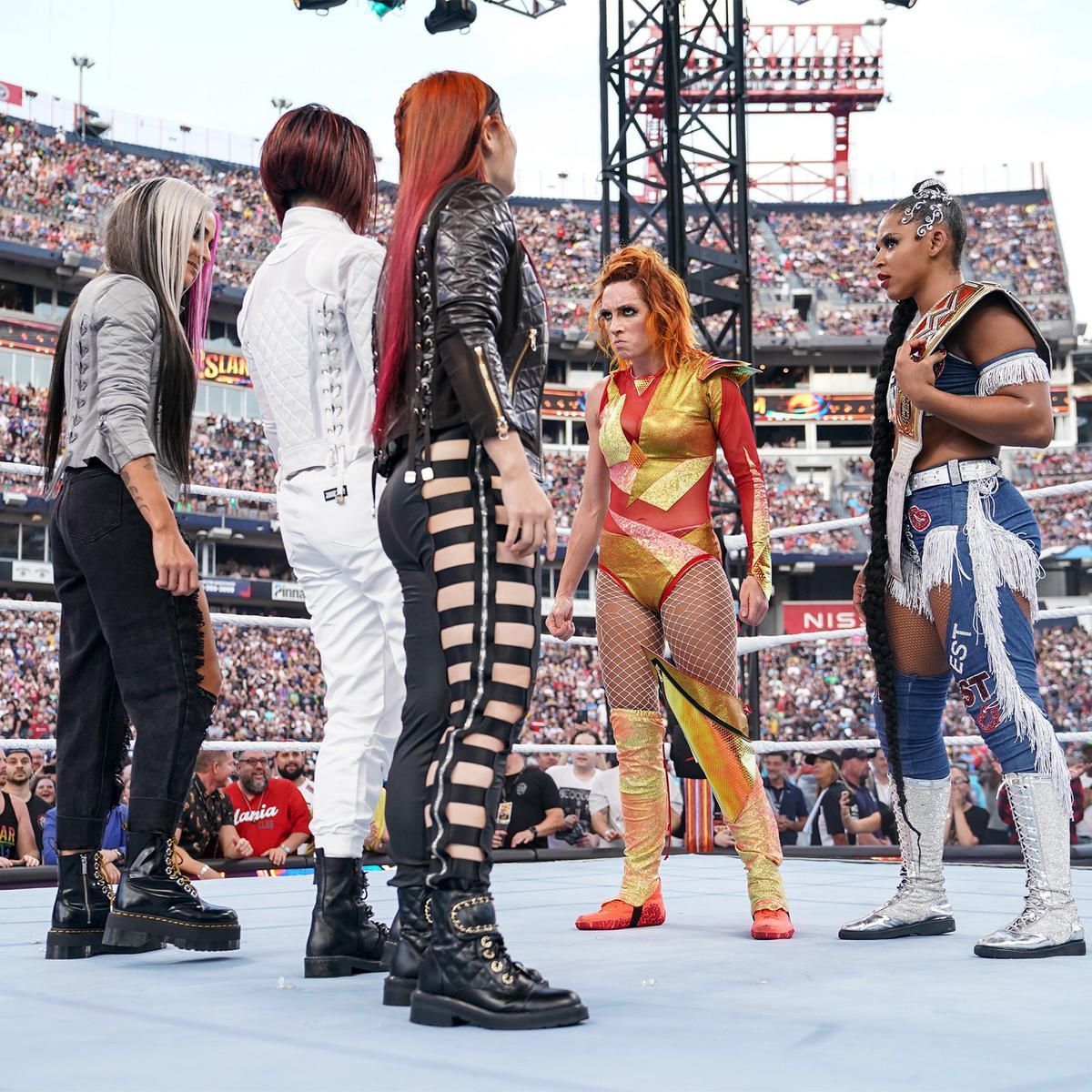 Will Becky Lynch come to Bianca Belair&#039;s aid?