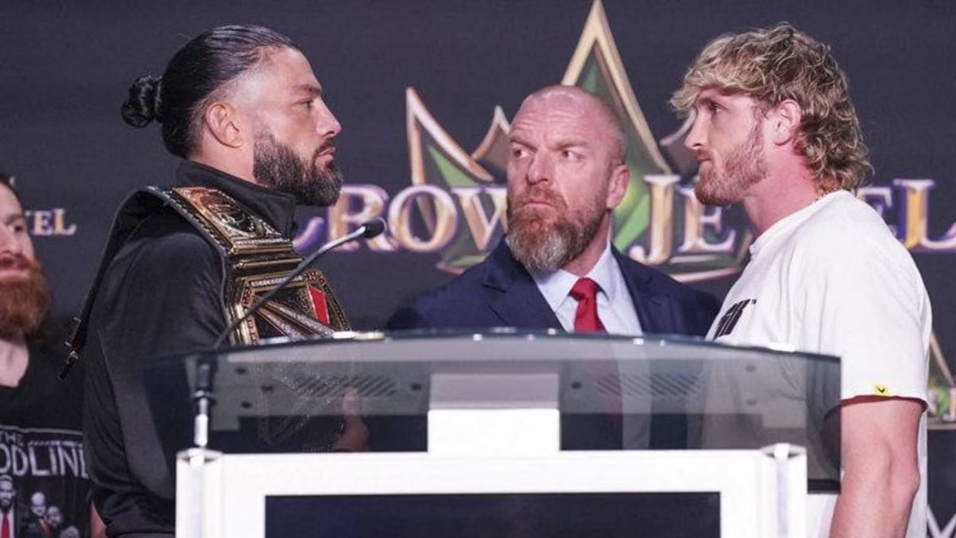 Roman Reigns vs. Logan Paul will headline Crown Jewel 2022.