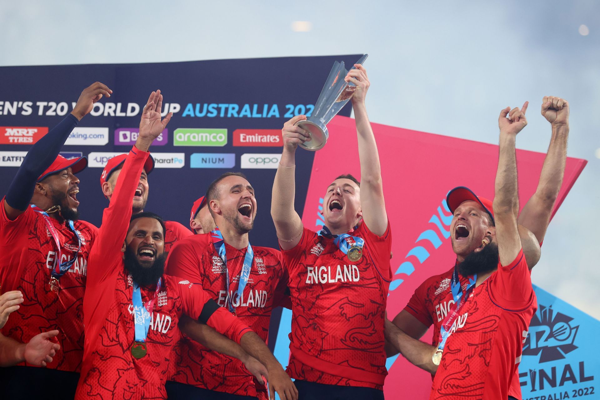 England celebrate their T20 World Cup victory. (Credits: Getty)