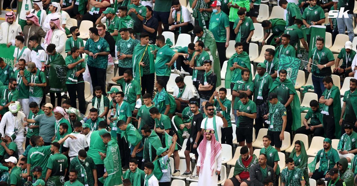 Saudi Arabia fans make their way to Argentina clash with giant horse and banners (WATCH) 