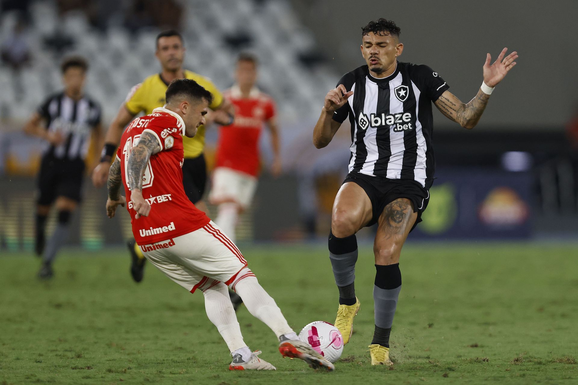 Botafogo v Internacional - Brasileirao 2022