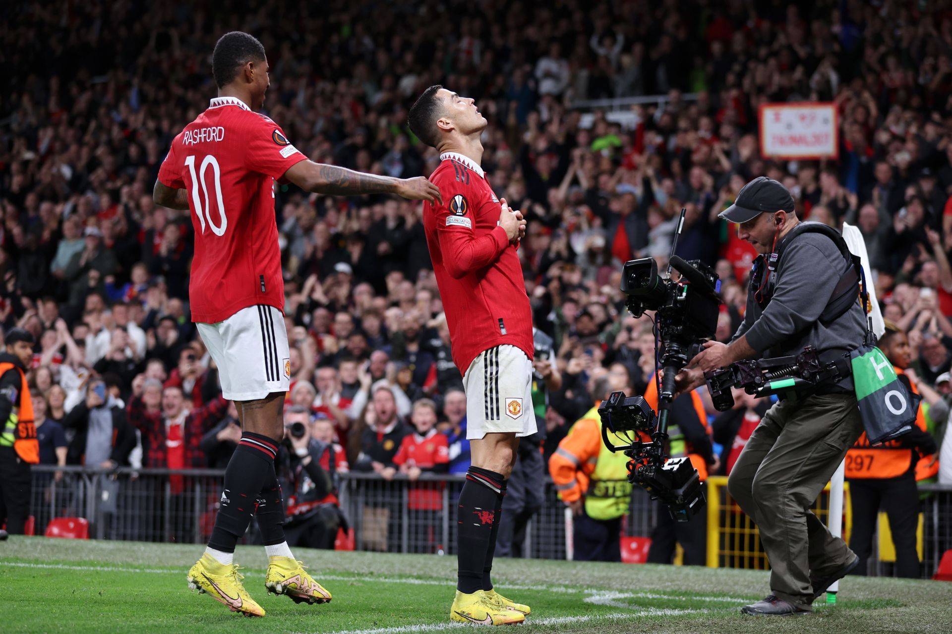 Rashford cherished playing with his idol