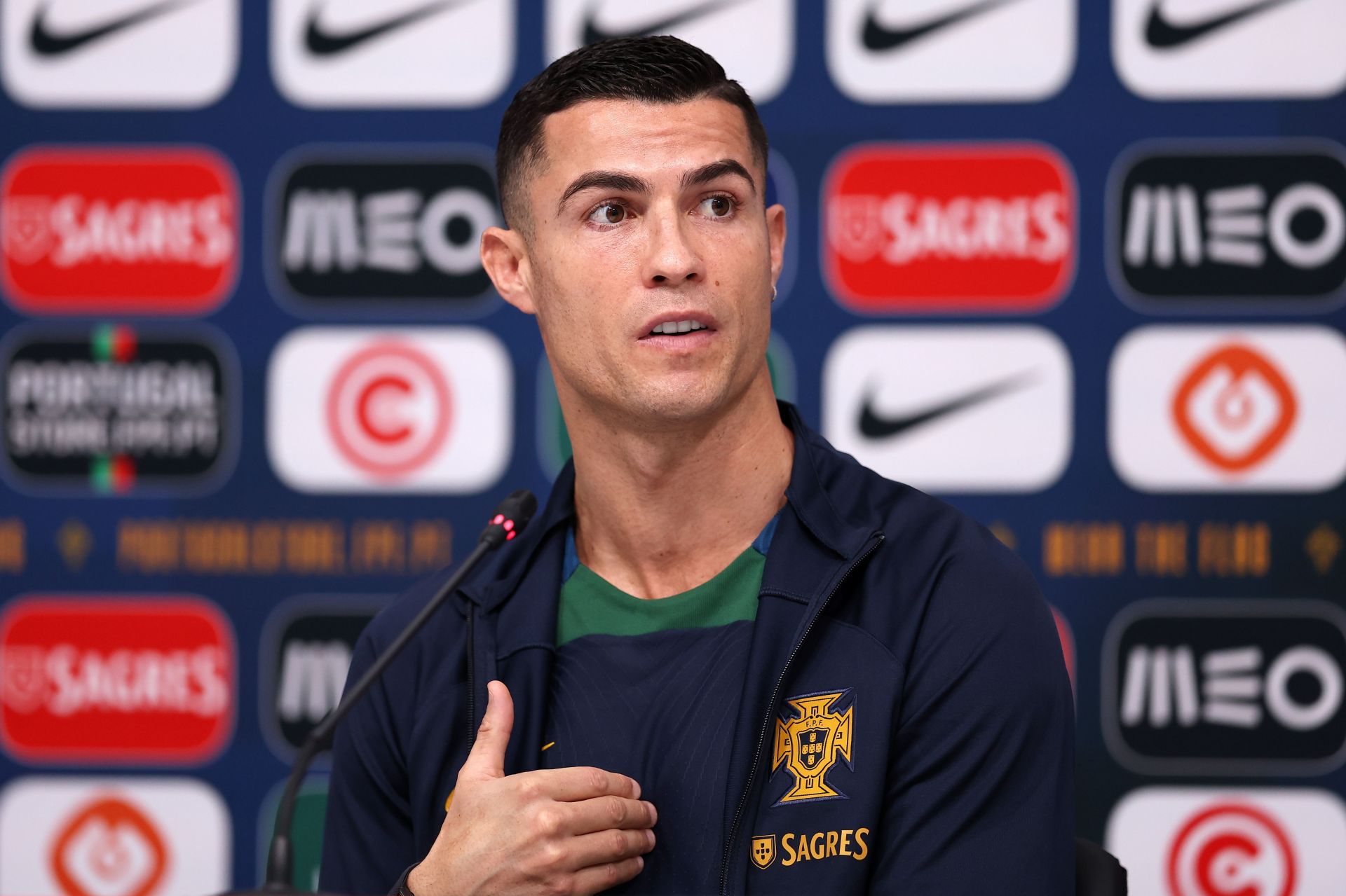 Free agent Ronaldo needs to help Selecao das Quinas