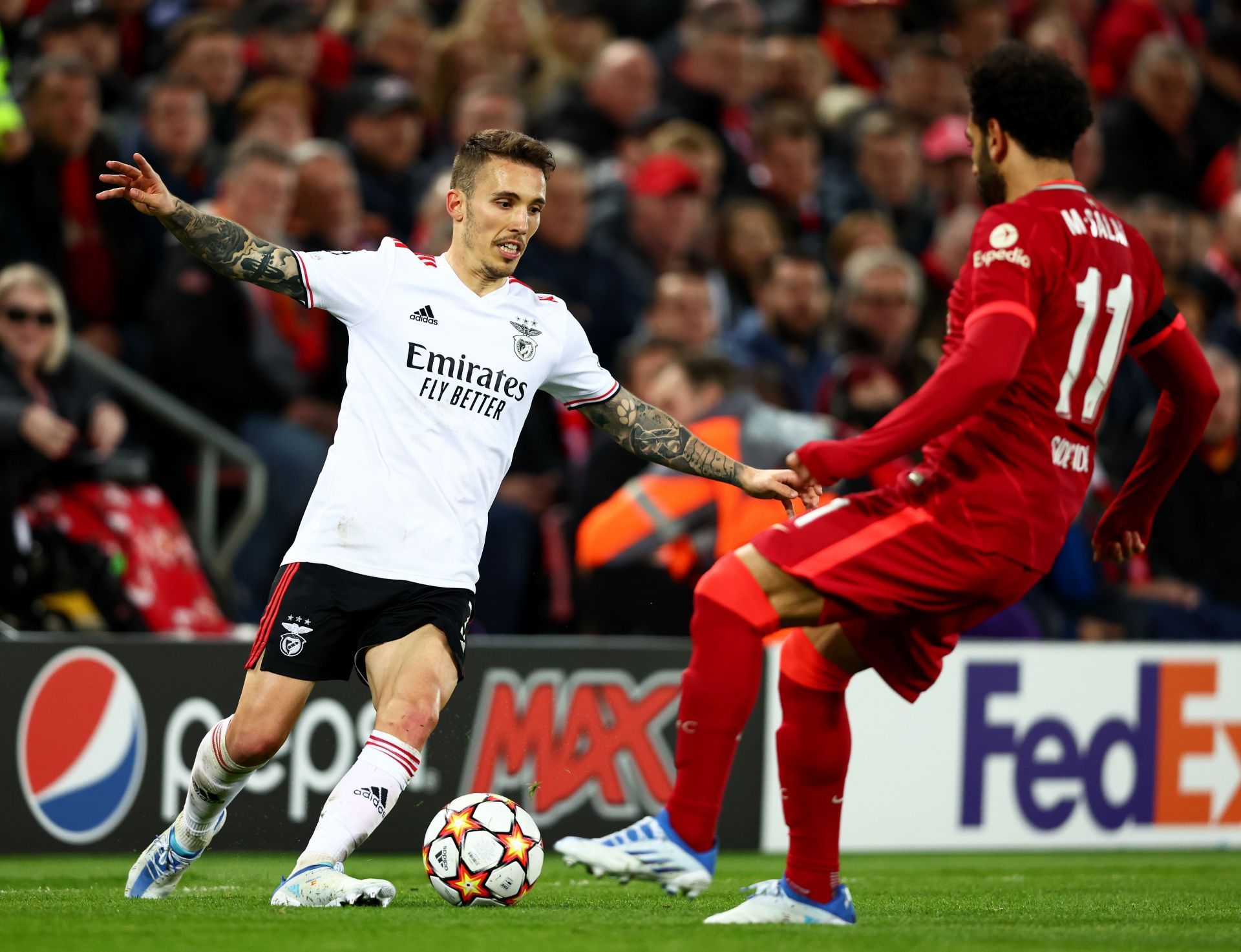 Alejandro Grimaldo has admirers at the Emirates.