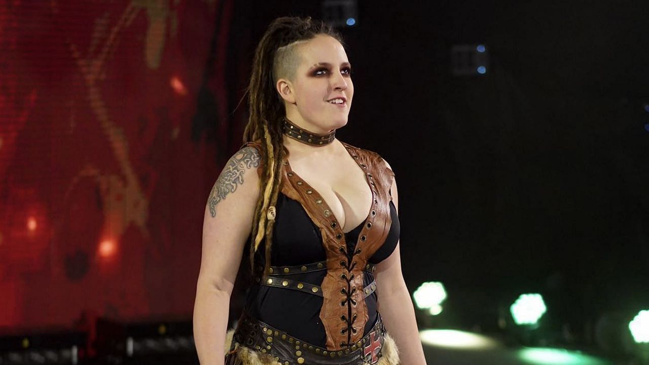 Sarah Logan is officially back in WWE!