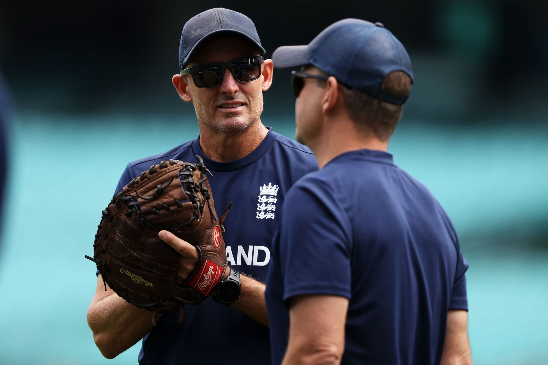 Michael Hussey and Michael Mott. (Credits: Getty)