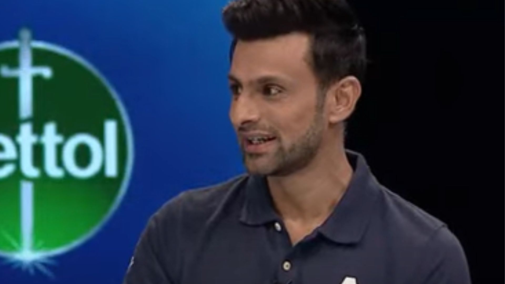 Shoaib Malik in conversation during the show 