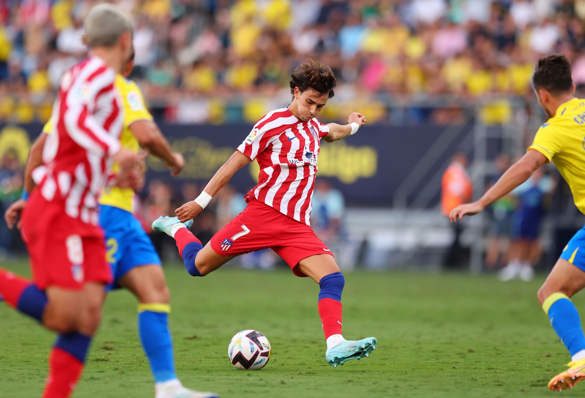 Joao Felix has admirers at the Parc des Princes.