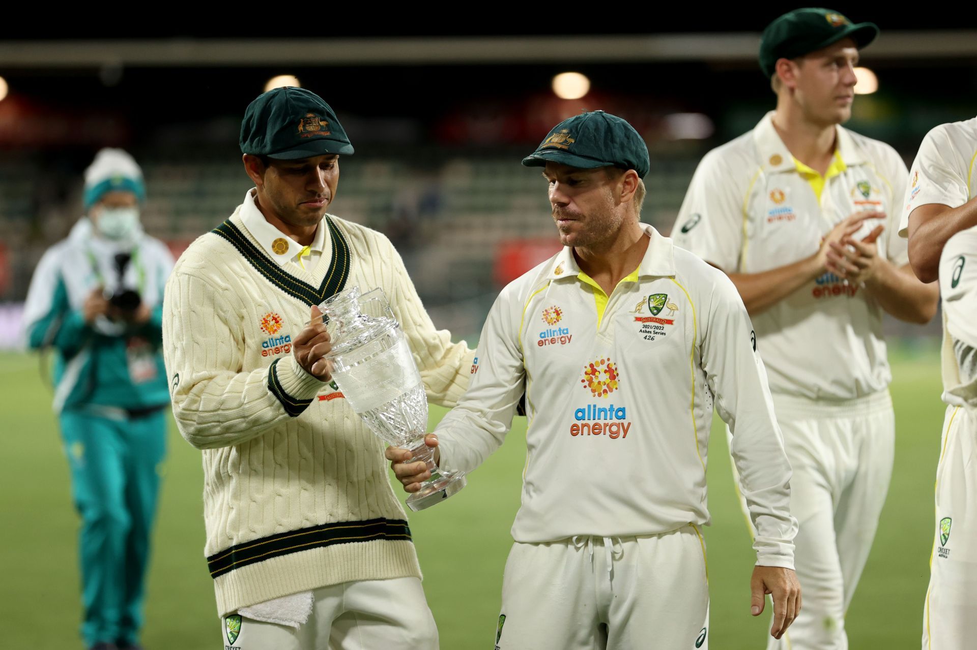 Usman Khawaja and David Warner. (Credits: Getty)