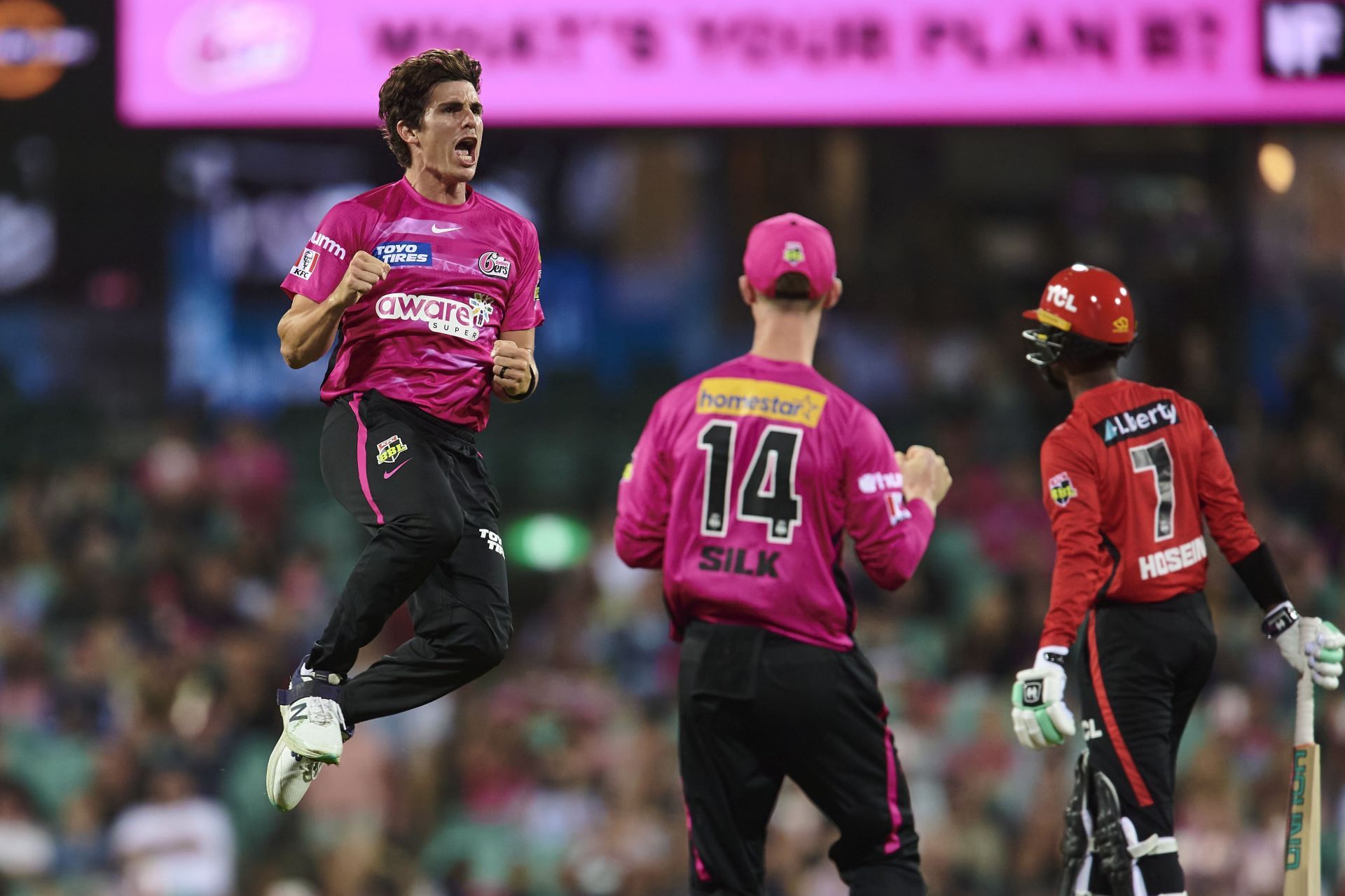 BBL - Sydney Sixers v Melbourne Renegades