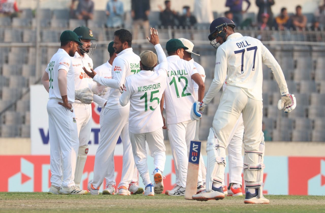 Bangladesh celebrate a wicket. (Image Credits: Twitter)