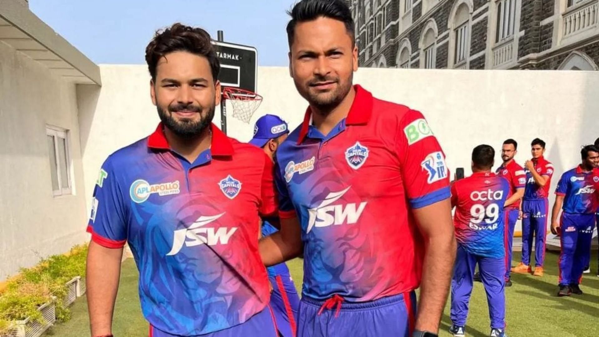 Mukesh Kumar (R) with DC captain Rishabh Pant (Pic: Mukesh Instagram)