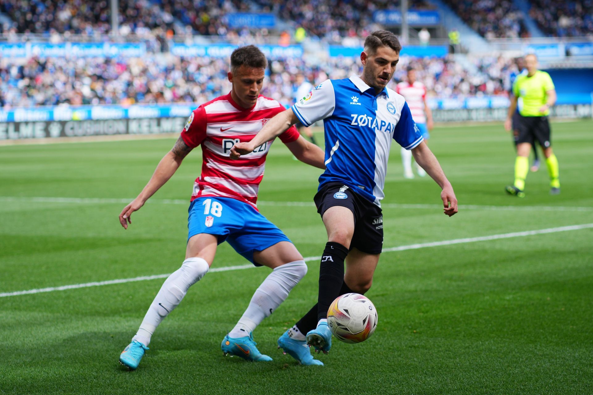 Deportivo Alaves v Granada CF - La Liga Santander