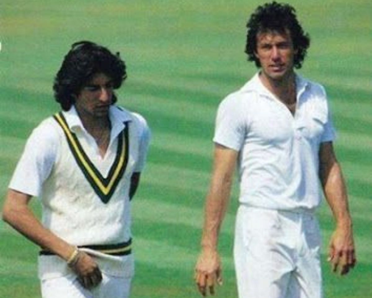 Wasim Akram (left) and Imran Khan. Pic: Twitter