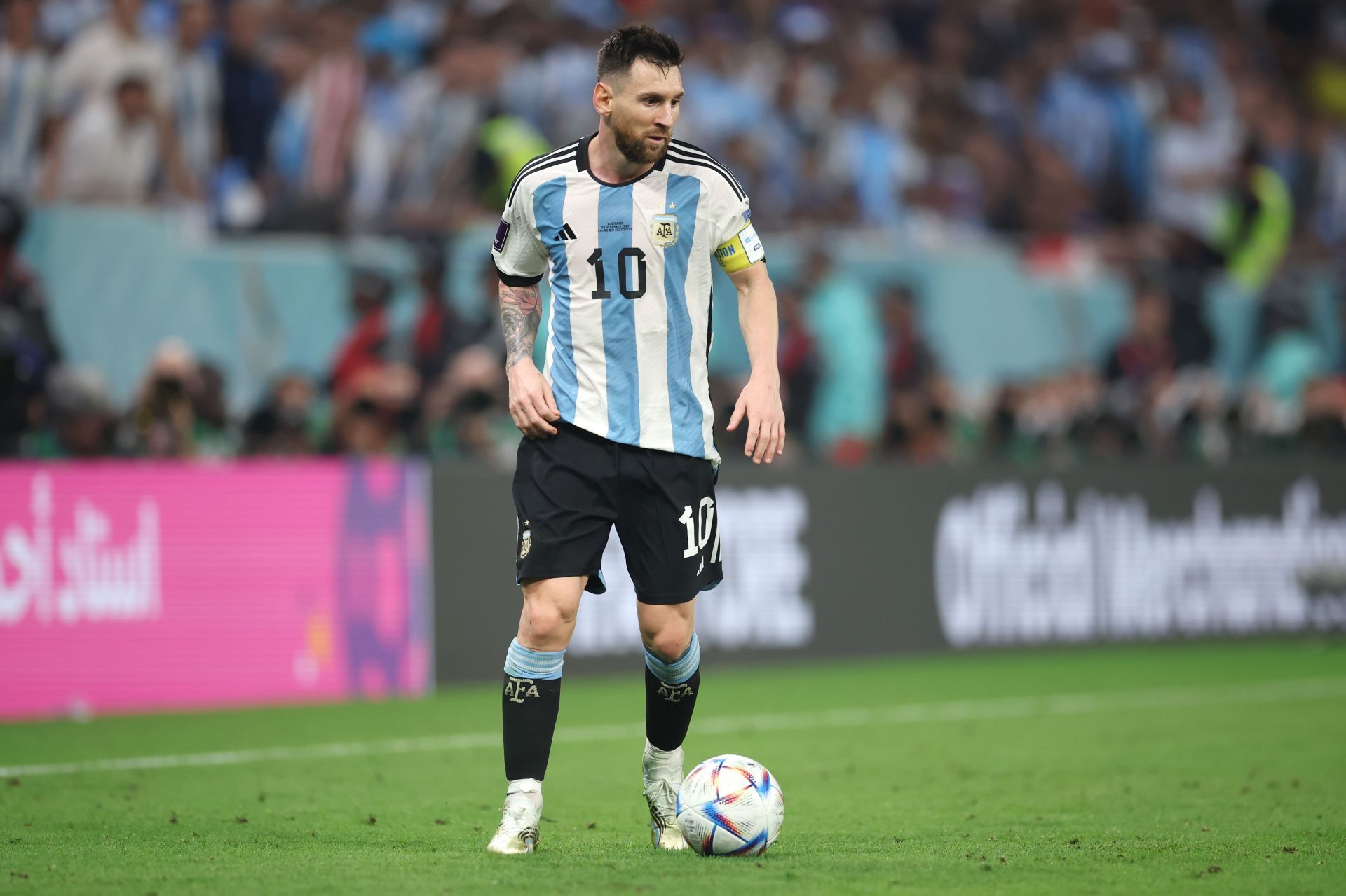 Lionel Messi in action - Argentina v Australia: Round of 16