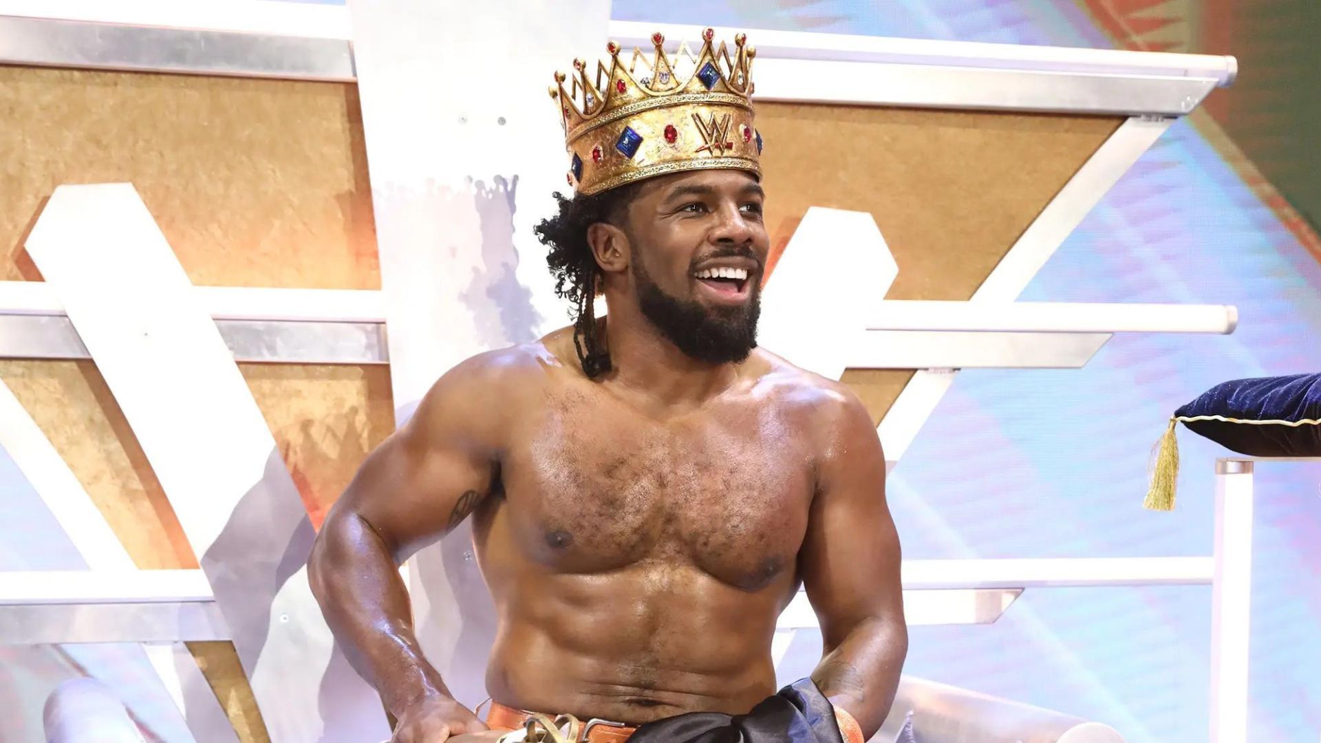 Xavier Woods has reacted to a top AAA star