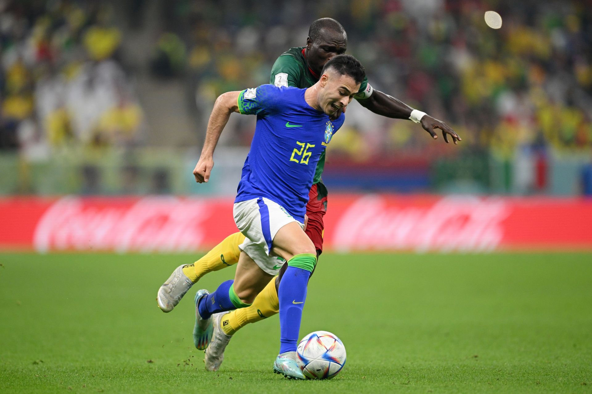 Gabriel Martinelli has admirers at the Parc des Princes.