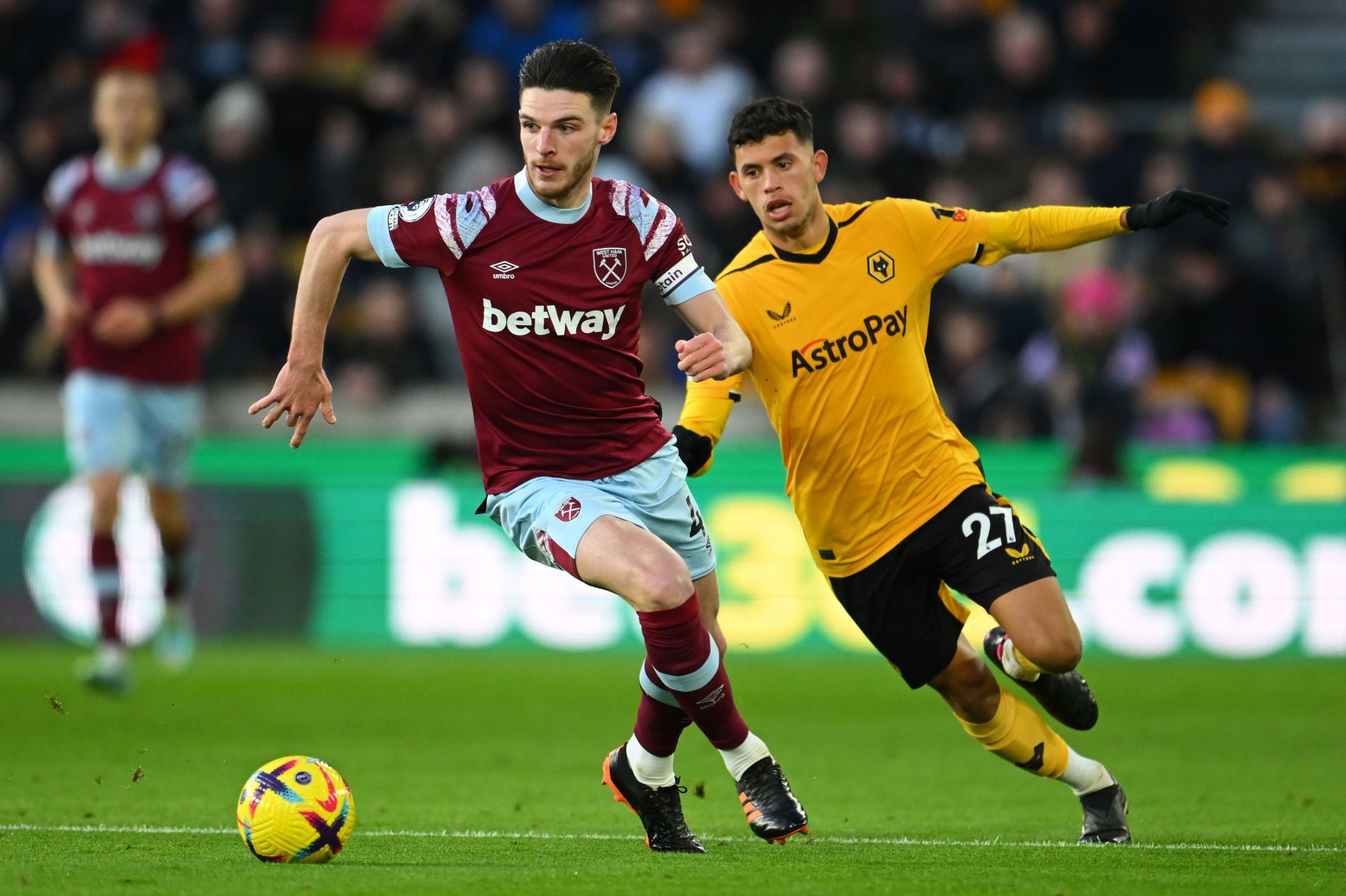 Declan Rice (left) is wanted at the Emirates