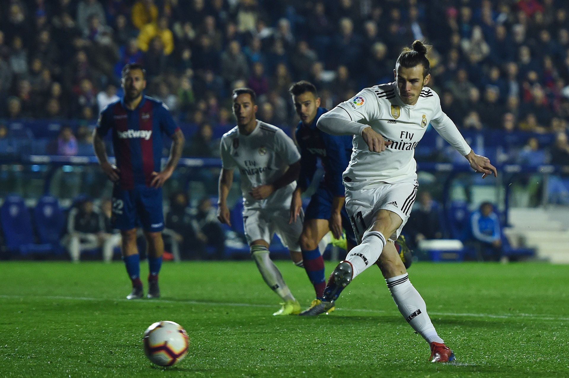 Levante UD v Real Madrid CF - La Liga