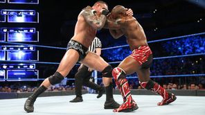 WWE Veteran shares a heartwarming moment that occurred just prior to Monday Night RAW broadcast