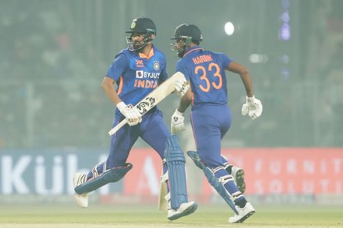 KL Rahul and Hardik Pandya strung together a 75-run partnership. [P/C: BCCI]