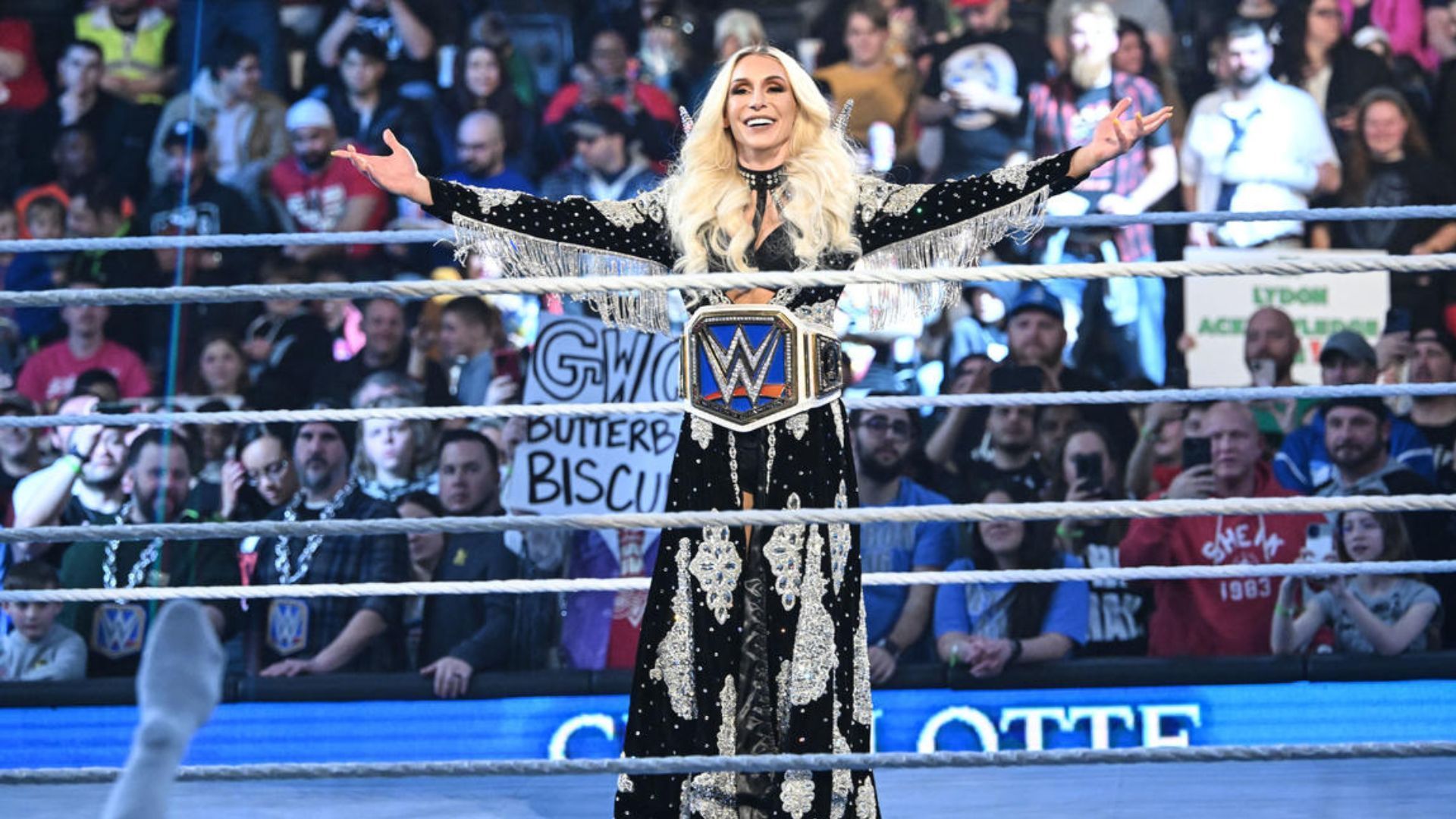 Charlotte Flair is a 14-time Women