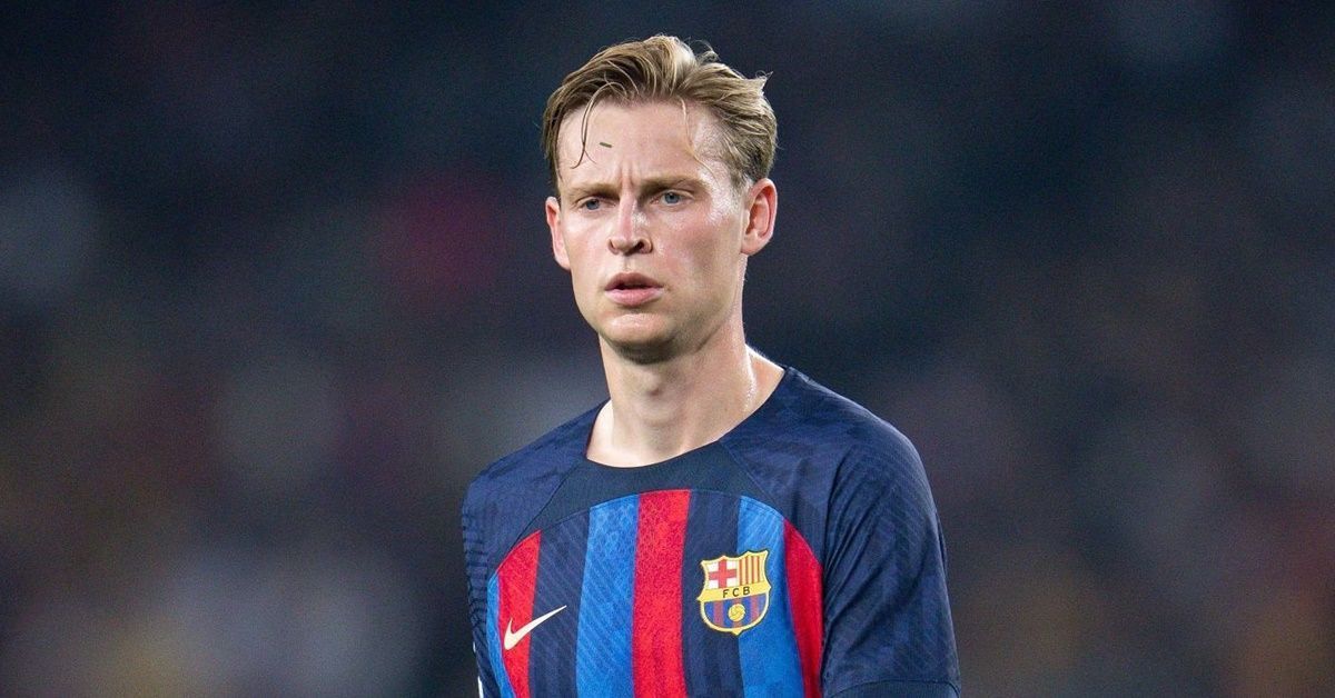 Frenkie de Jong recently played with Denzel Dumfries at the 2022 FIFA World Cup in Qatar.