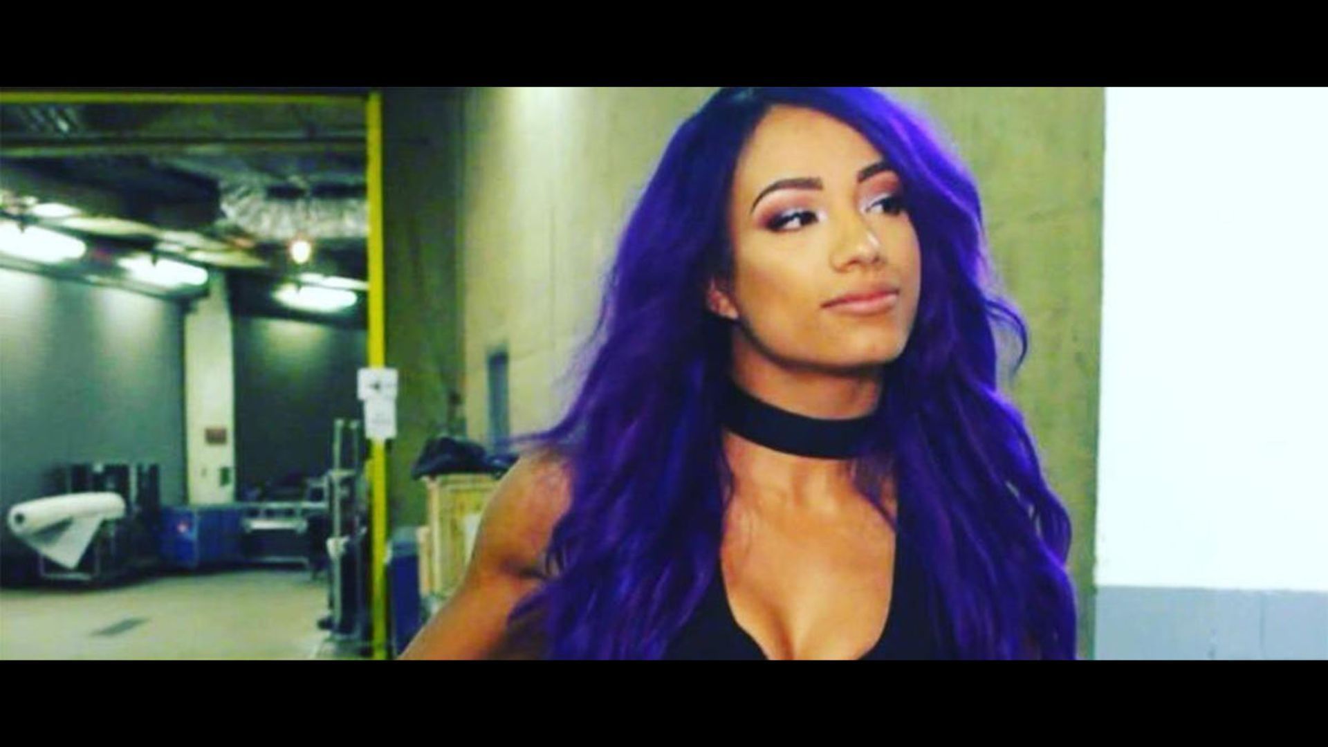 Sasha Banks seemingly returning to the squared circle 