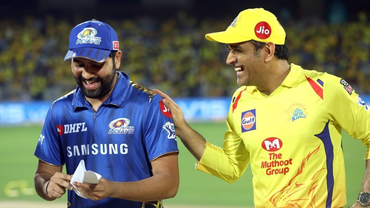 MS Dhoni and Rohit Sharma 