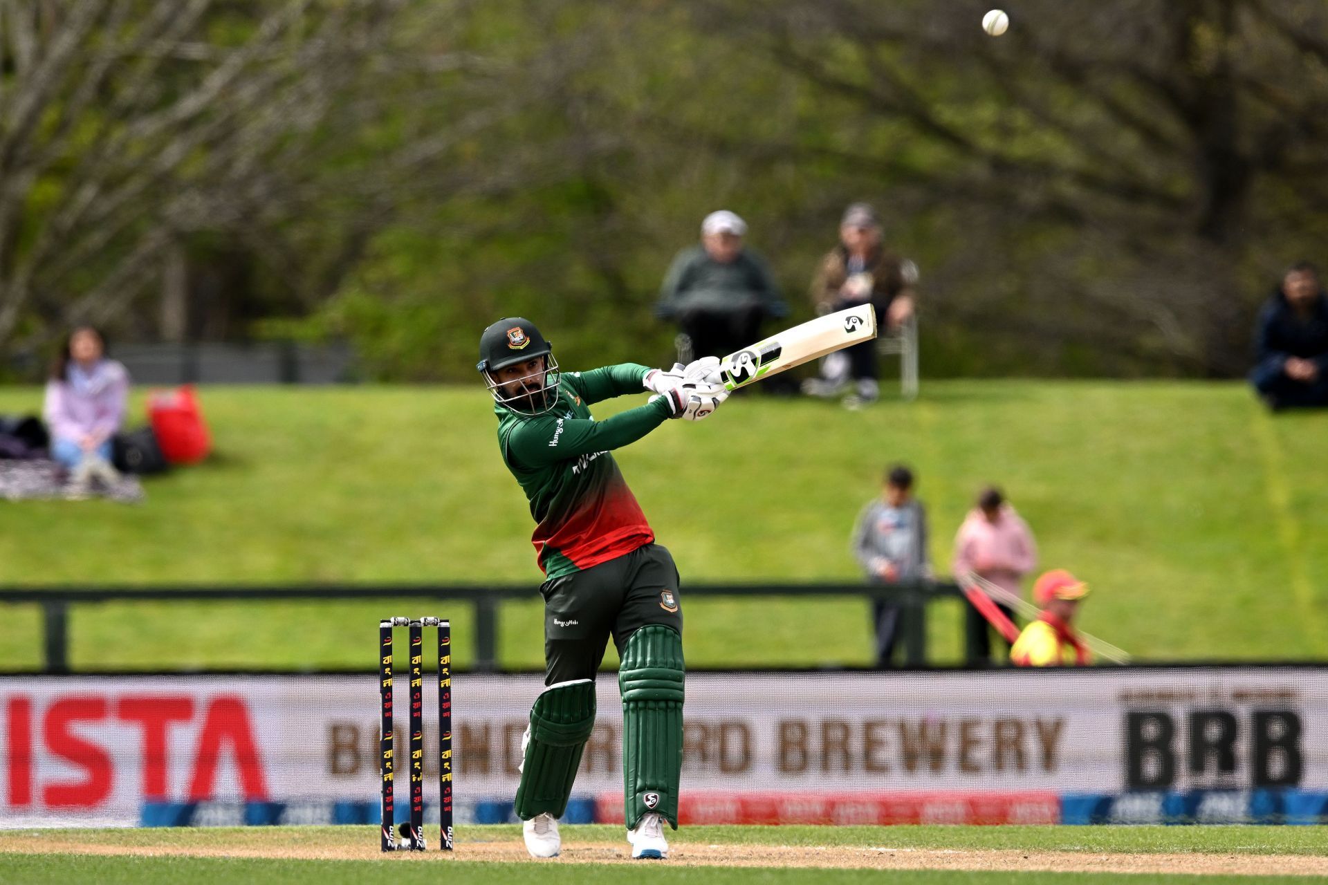 Bangladesh v Pakistan - Tri-Series: 6th T20