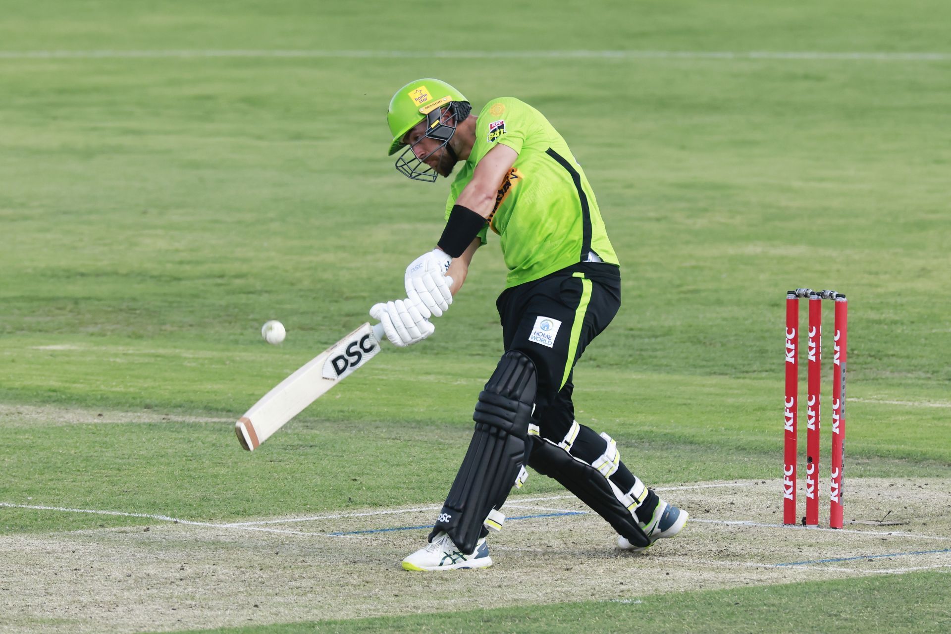 BBL - Sydney Thunder v Hobart Hurricanes