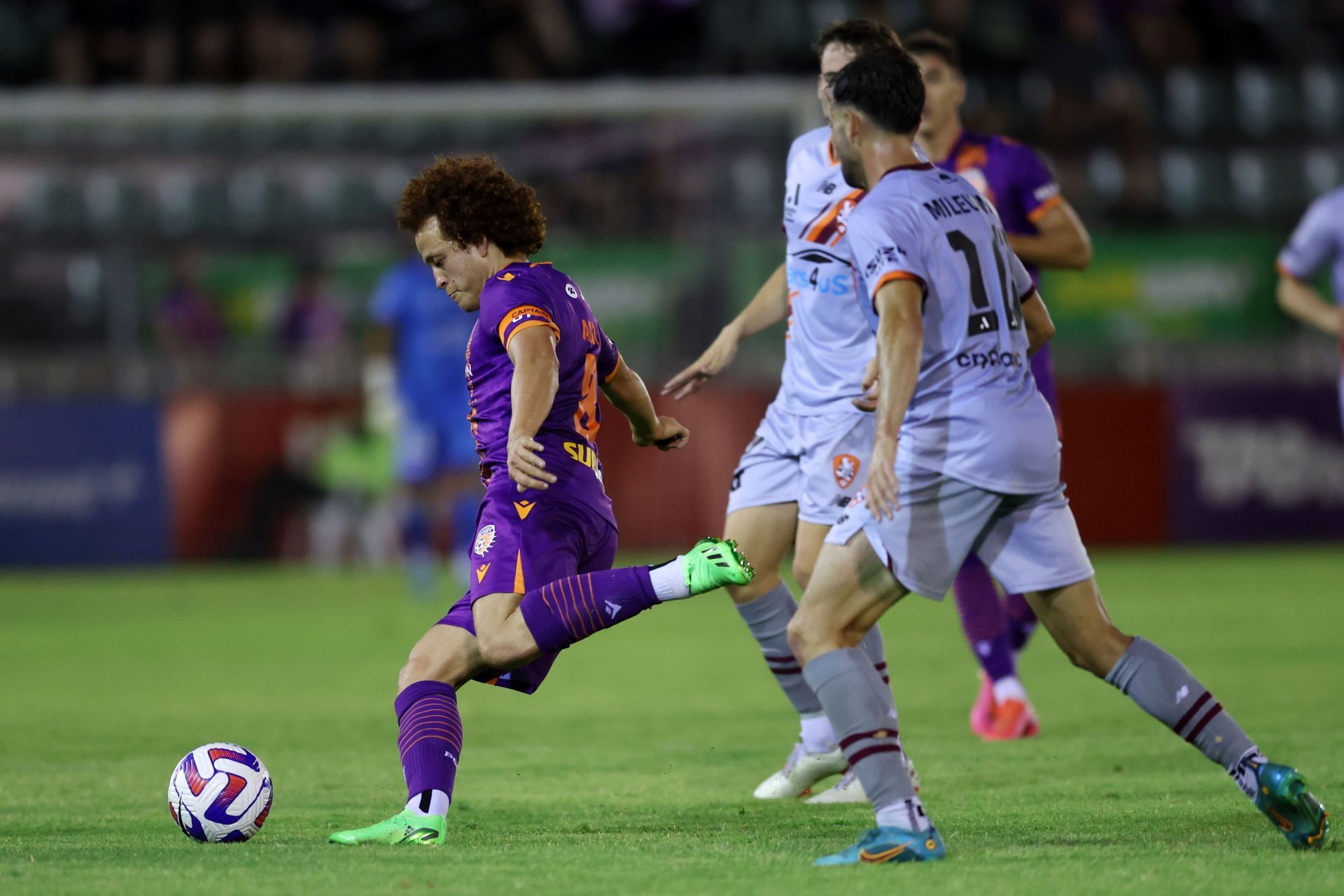 A-League Mens Rd 6 - Perth Glory v Brisbane Roar