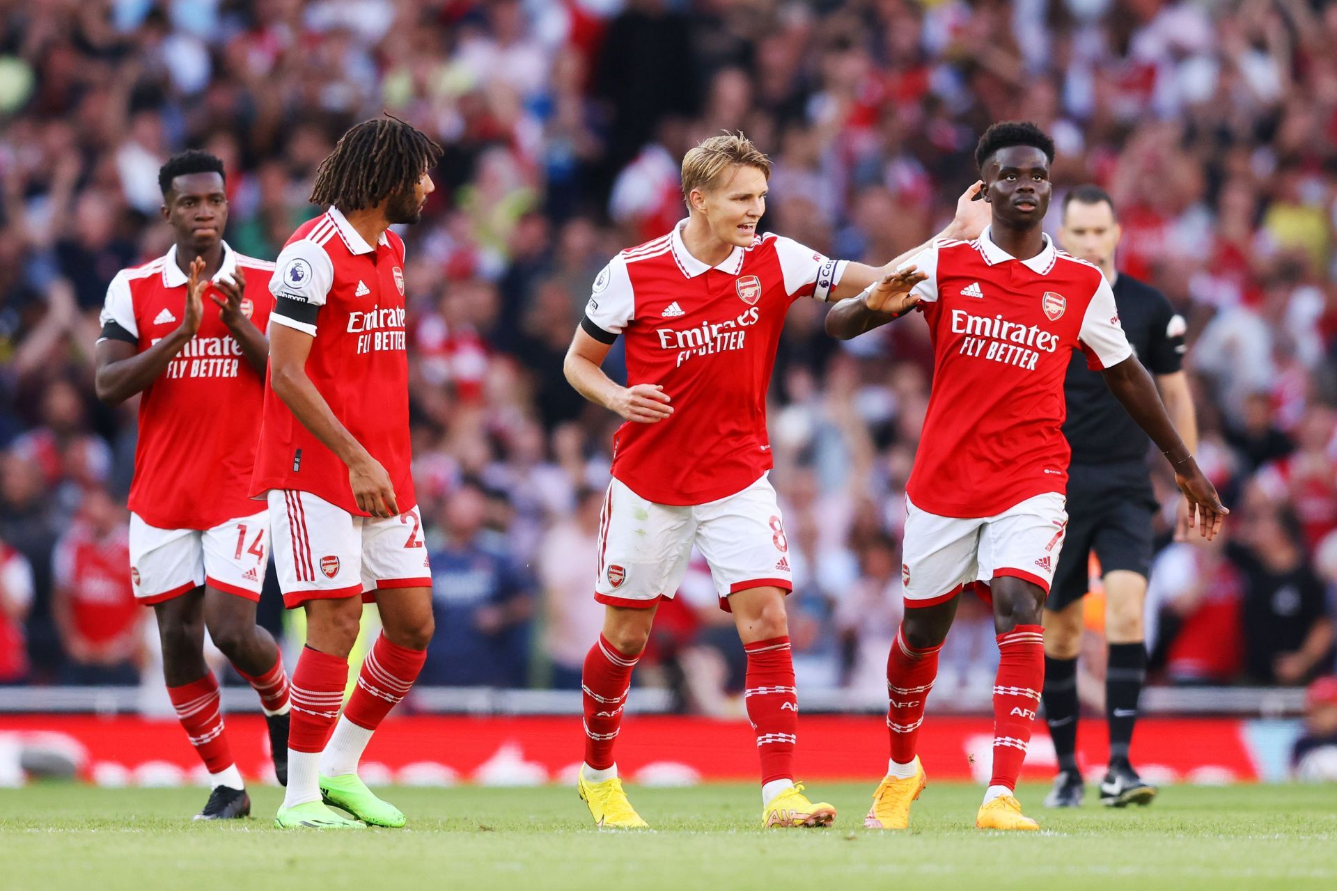 Arsenal FC v Fulham FC - Premier League