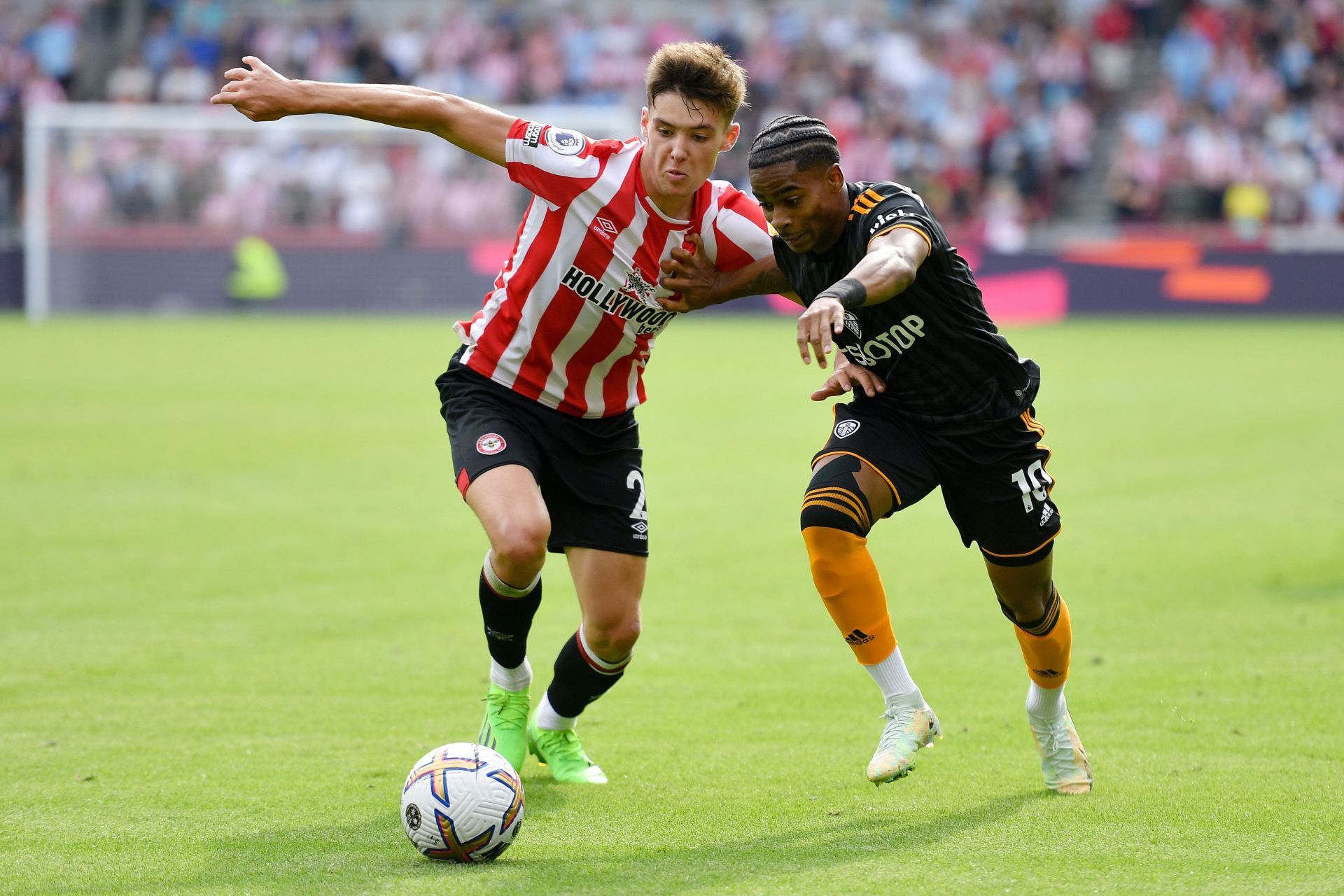 Brentford FC v Leeds United - Premier League