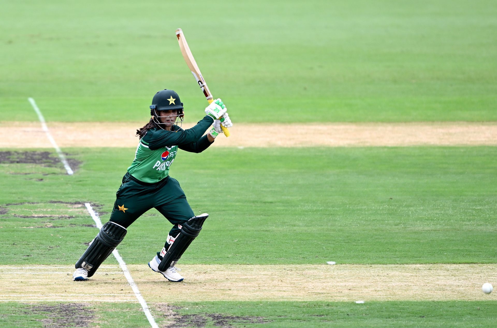 Pakistan's Sidra Ameen made almost 700 runs in 2022.