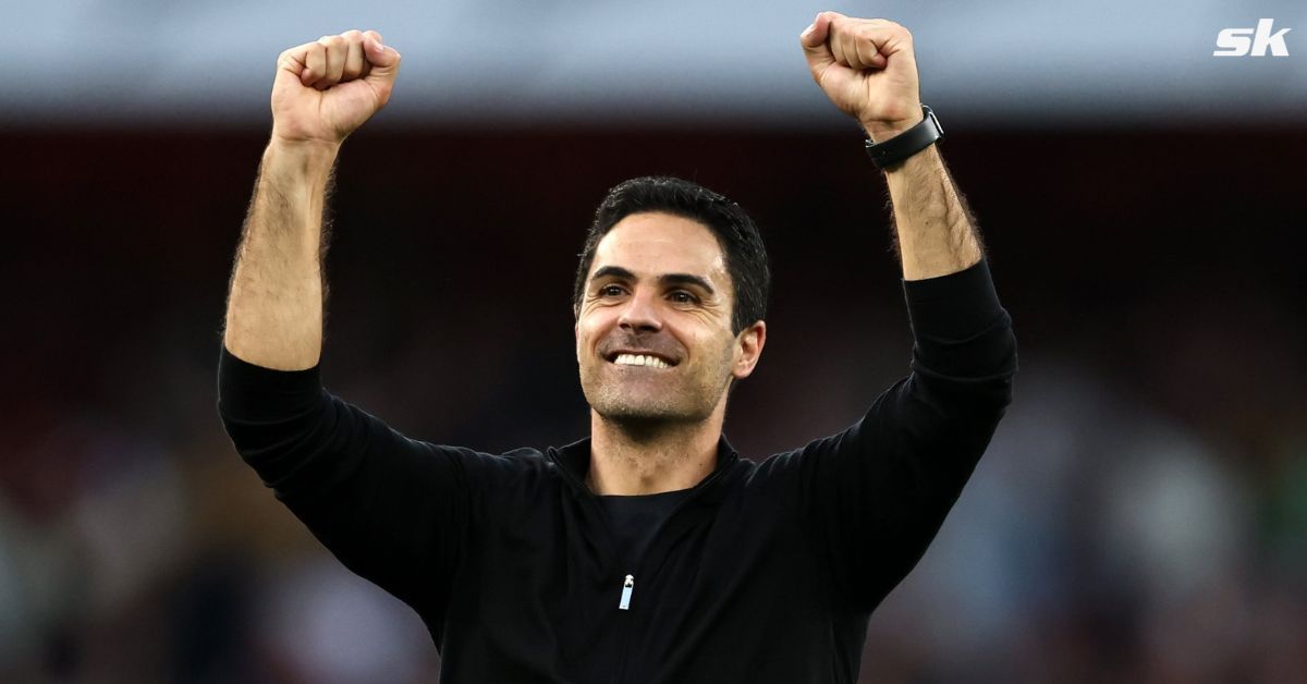 Arsenal manager Mikel Arteta reacts during a game.