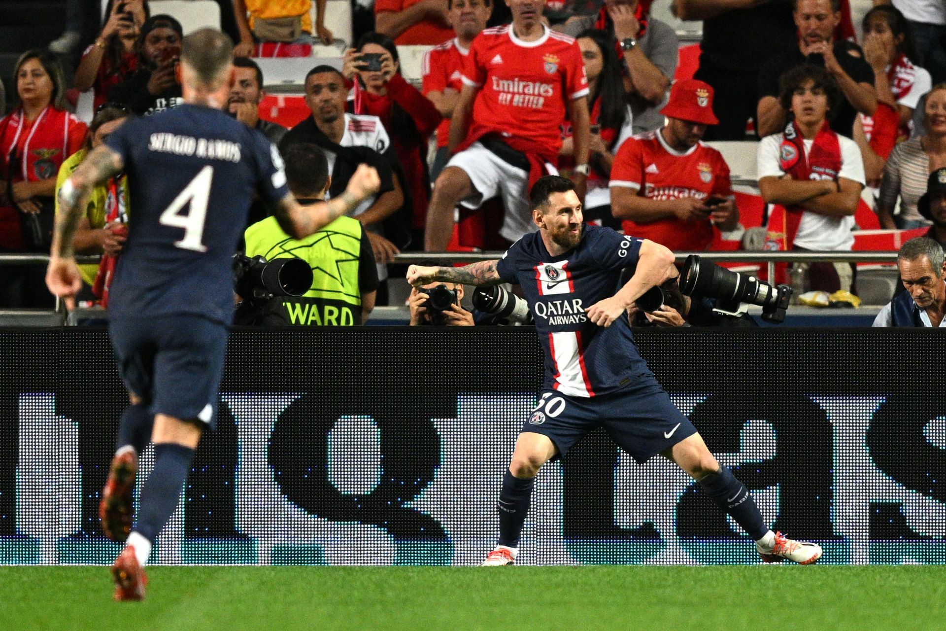 SL Benfica v Paris Saint-Germain: Group H - UEFA Champions League