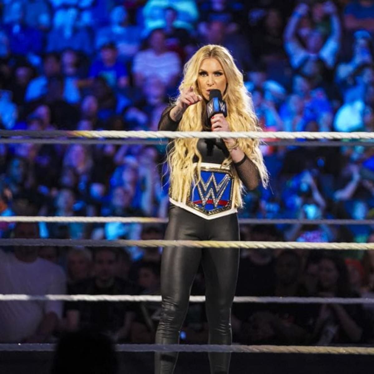 The Queen won the SmackDown Women's Championship at the end of December 2022.