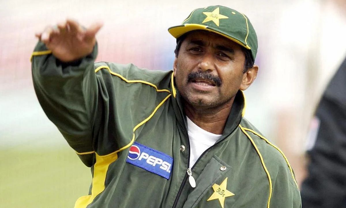 Pakistan batting great Javed Miandad.