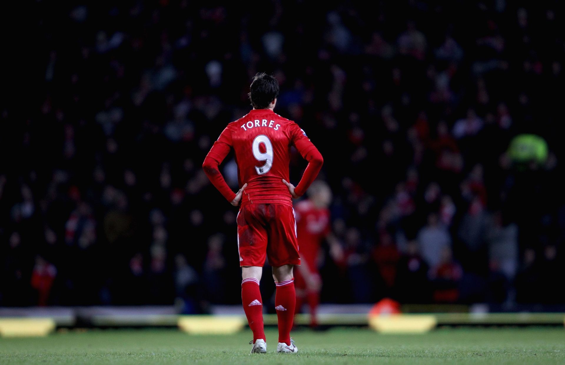 Fernando Torres sides with the Reds.