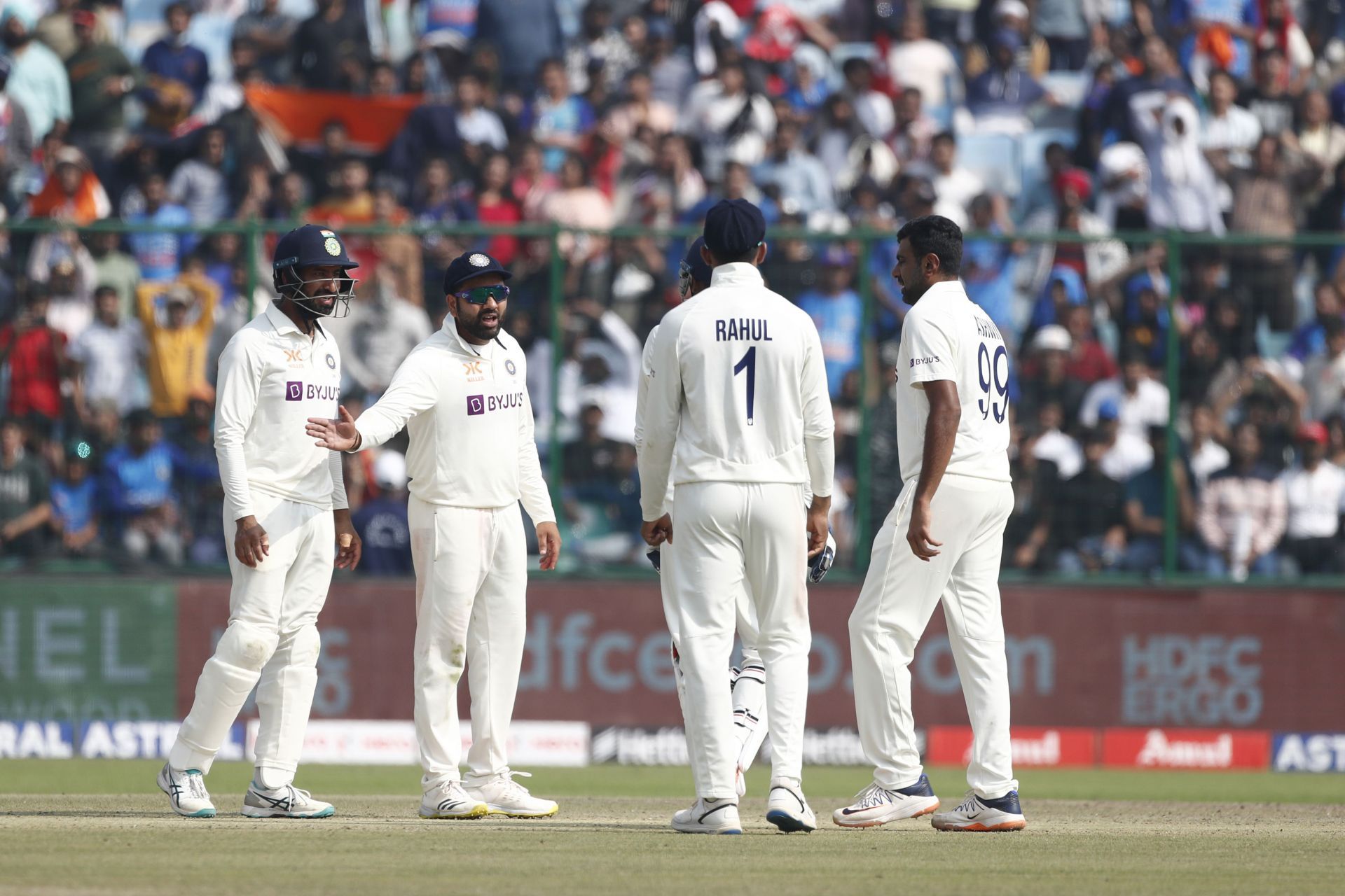 India v Australia - 2nd Test: Day 1