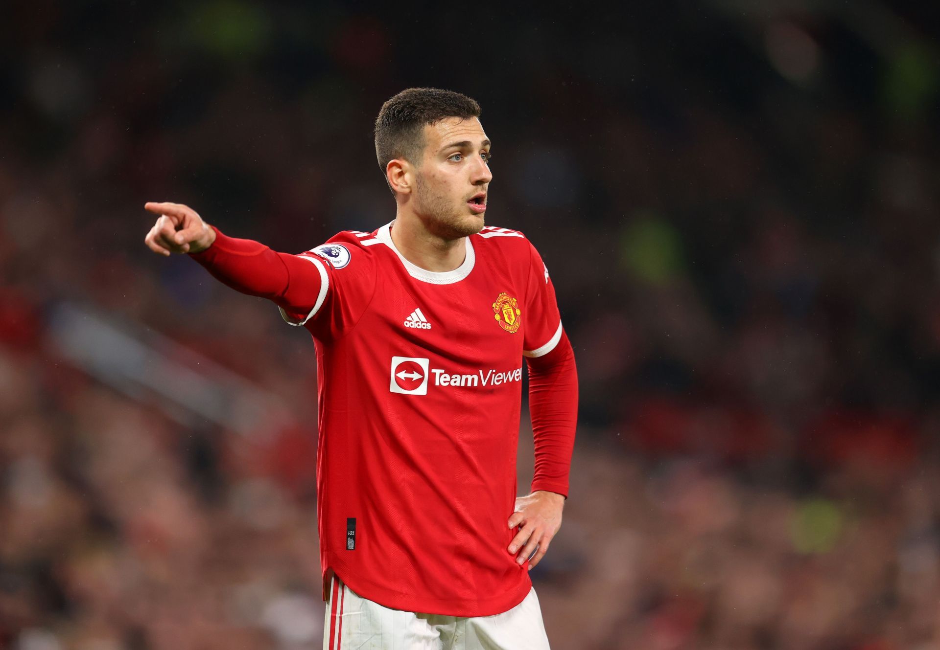 Diogo Dalot set to extend contract with Manchester United.