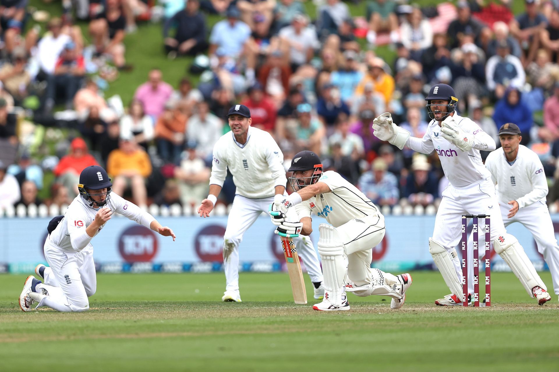 New Zealand v England - 2nd Test: Day 2