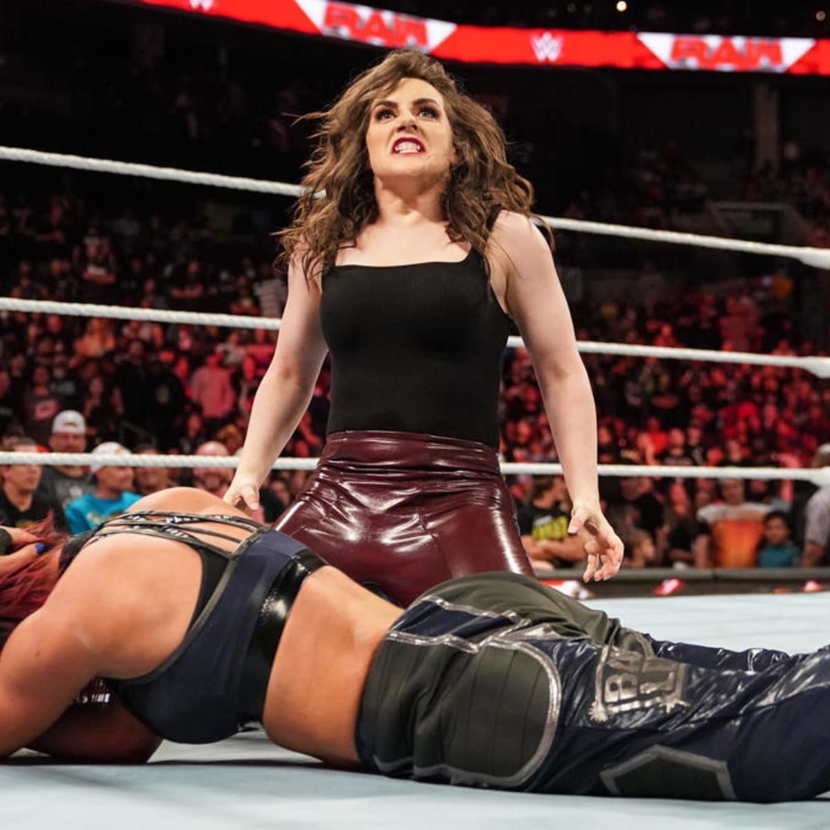 The feral Nikki Cross returned to RAW before Survivor Series.