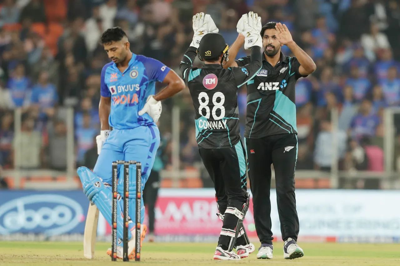Rahul Tripathi fell prey to Ish Sodhi for the second consecutive game. [P/C: BCCI]