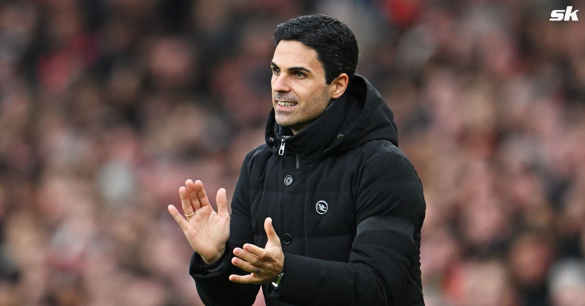 Arsenal manager Mikel Arteta reacts during a game.