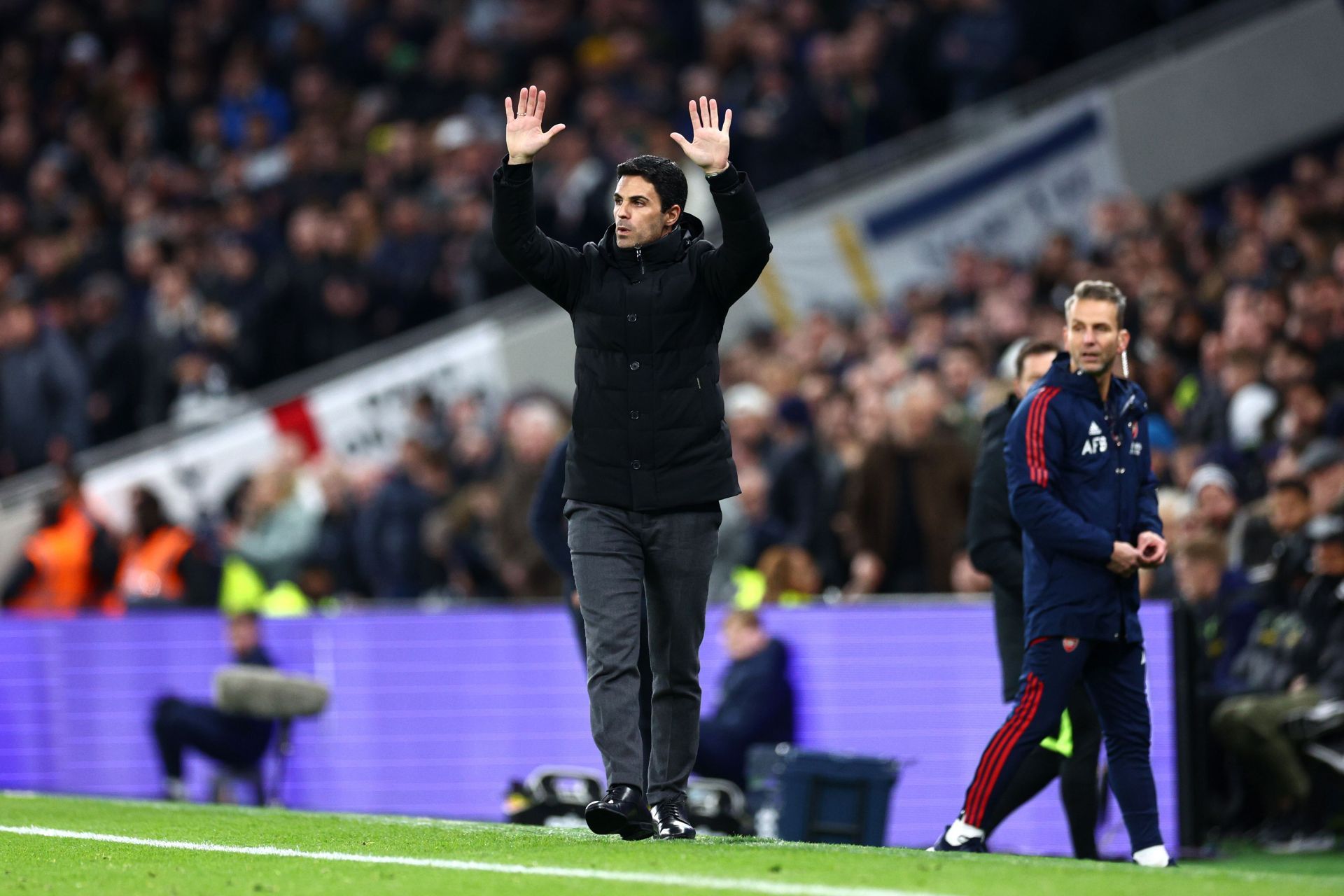 Mikel Arteta on the touchline