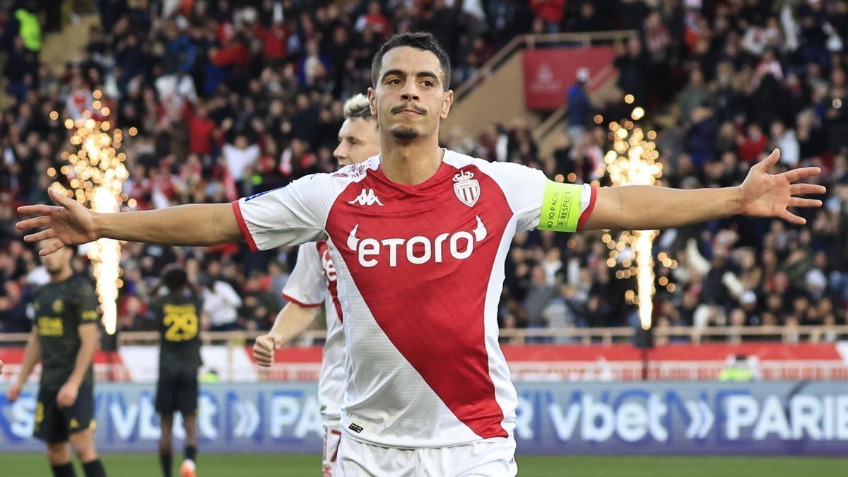 Wissam Ben Yedder celebrates scoring for Monaco against PSG in Ligue 1.