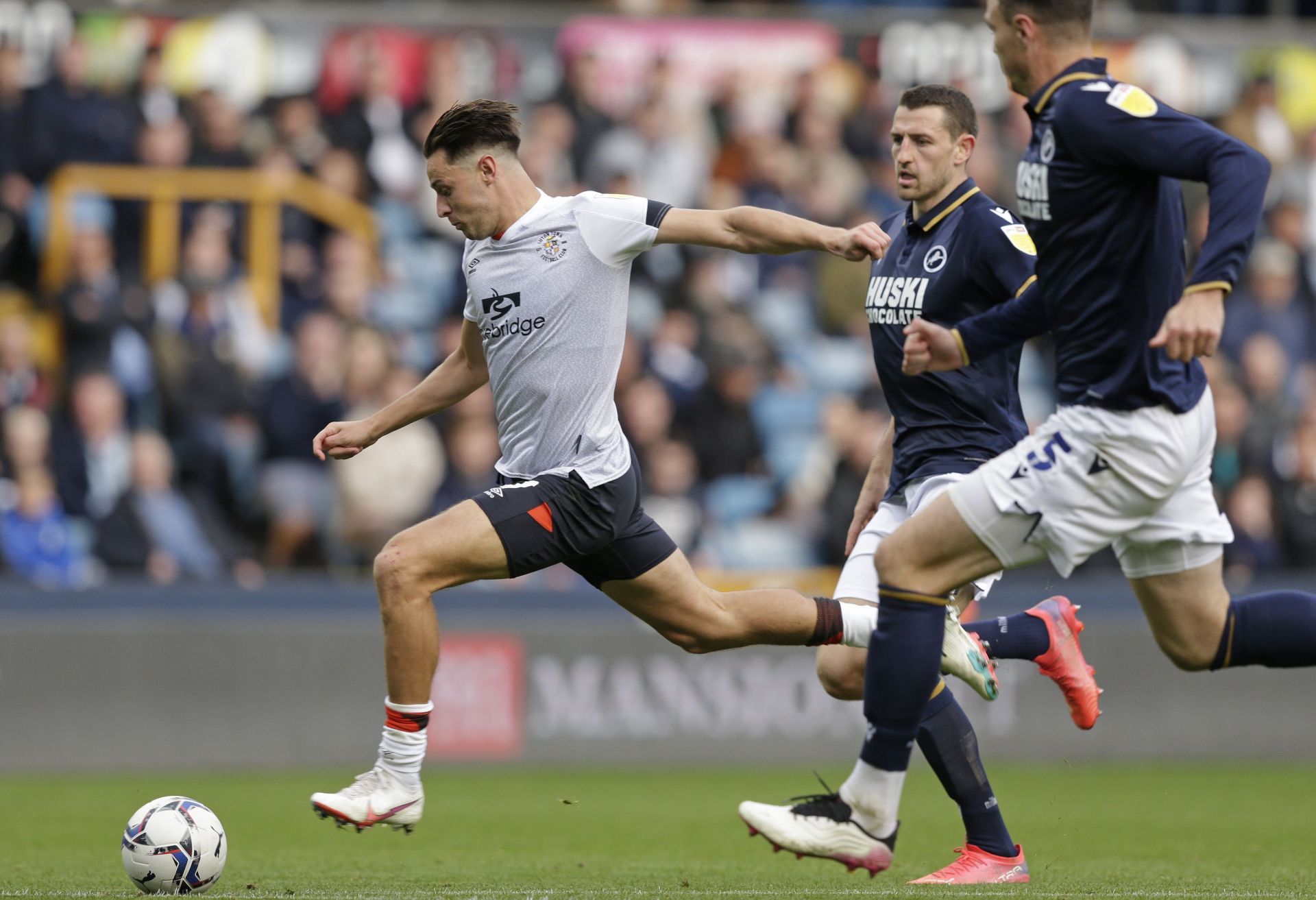 Millwall v Luton Town - Sky Bet Championship